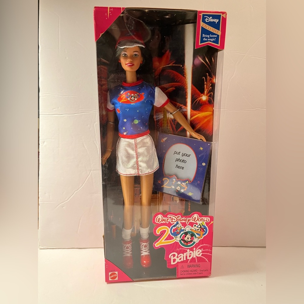 2000 Walt Disney World Barbie